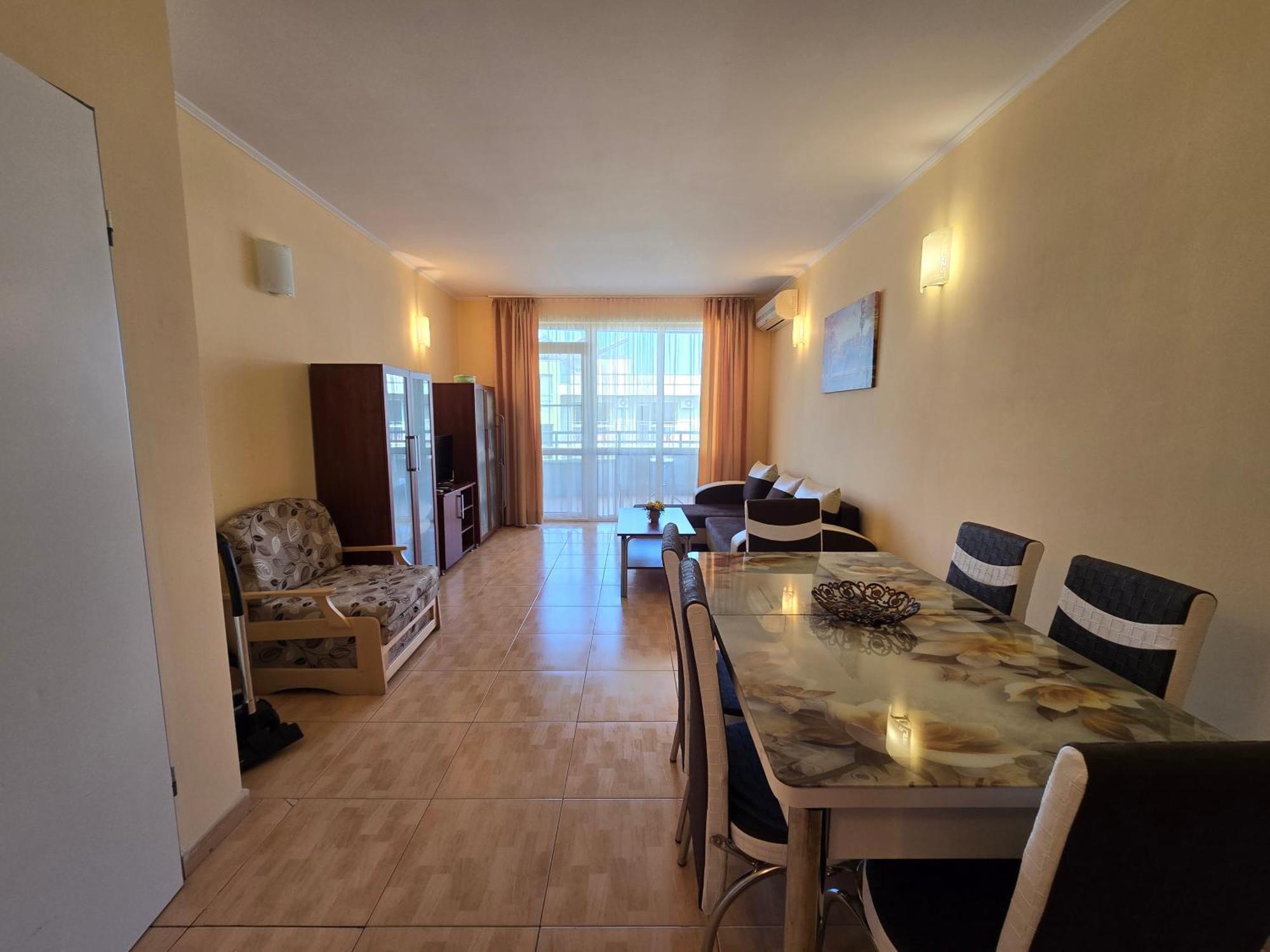 Apartment In Central Plaza Slântsjev Brjag Eksteriør bilde