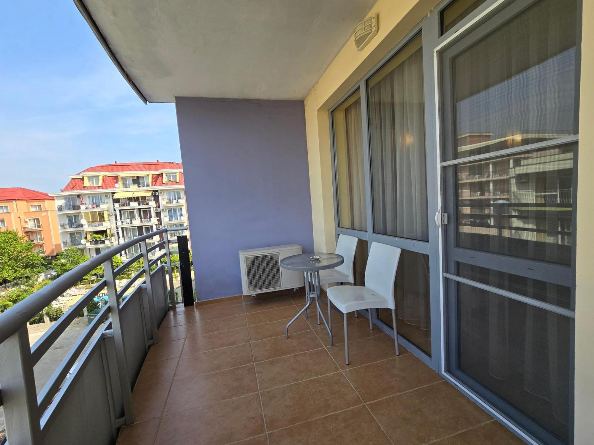 Apartment In Central Plaza Slântsjev Brjag Eksteriør bilde