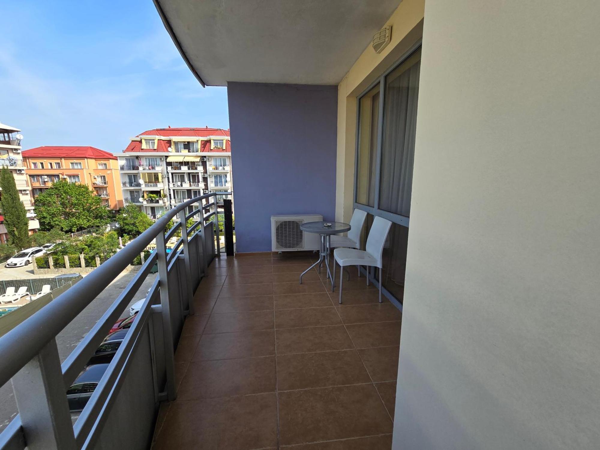 Apartment In Central Plaza Slântsjev Brjag Eksteriør bilde