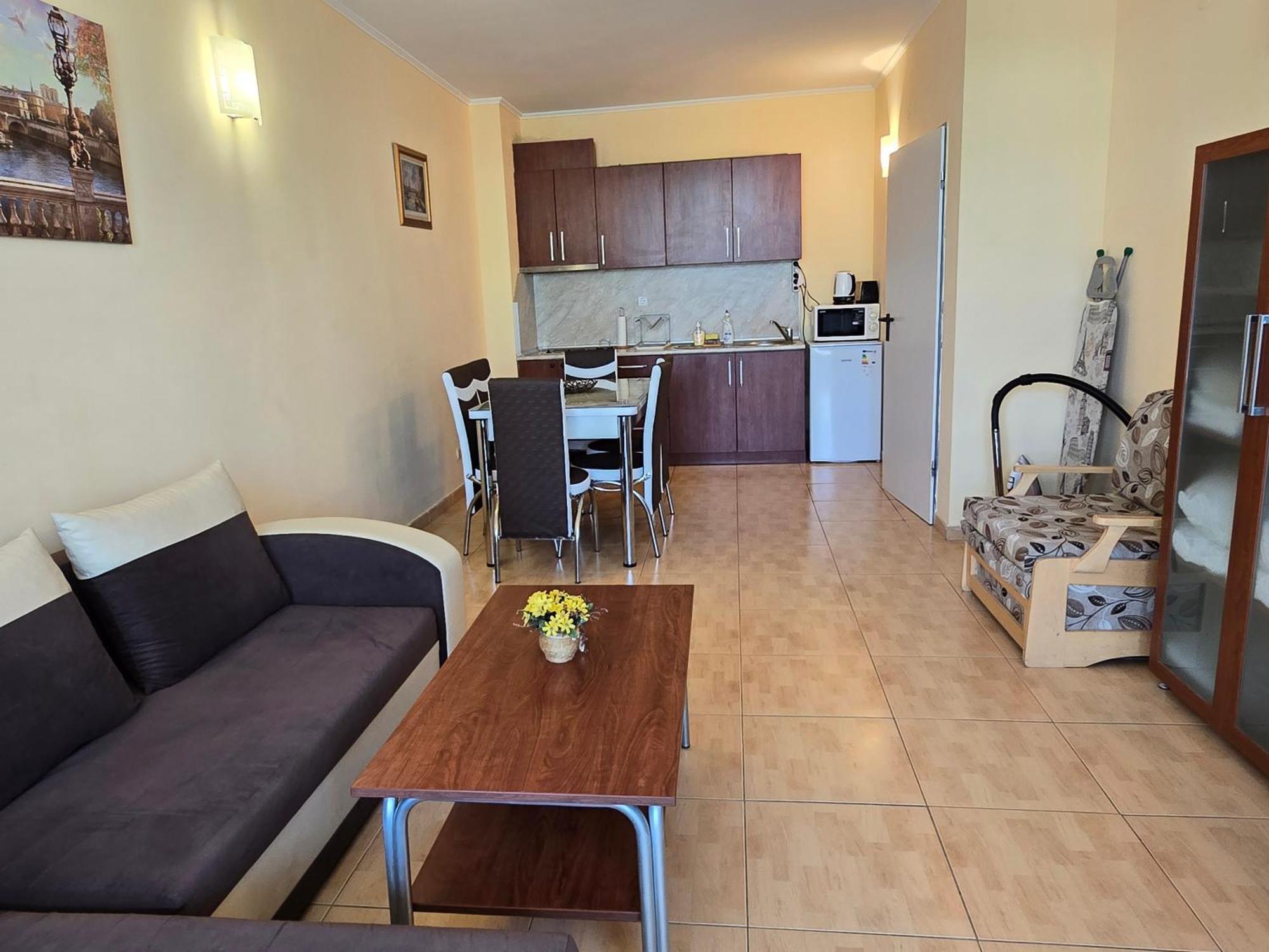Apartment In Central Plaza Slântsjev Brjag Eksteriør bilde