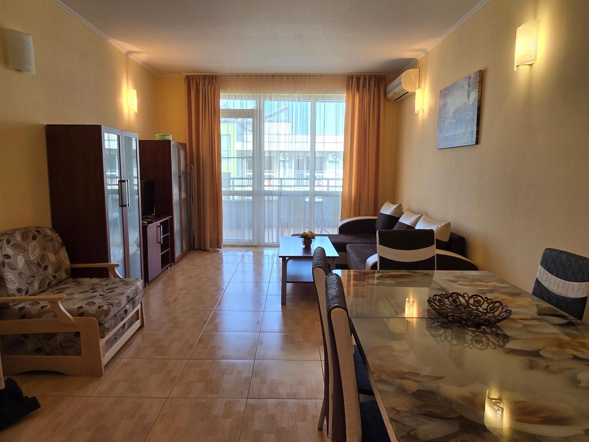 Apartment In Central Plaza Slântsjev Brjag Eksteriør bilde